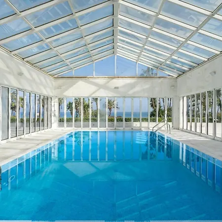 Beachfront Luxury With Private Pool Appartement Marbella