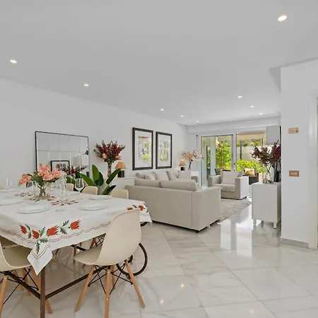 Beachfront Luxury With Private Pool Apartment Marbella