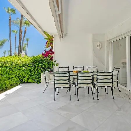 Appartement Beachfront Luxury With Private Pool